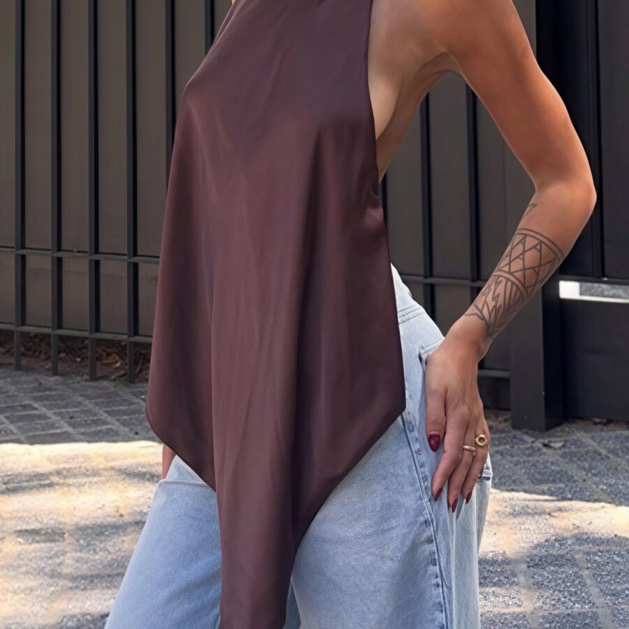Loose Wavy Irregular Hem Backless Halter Top